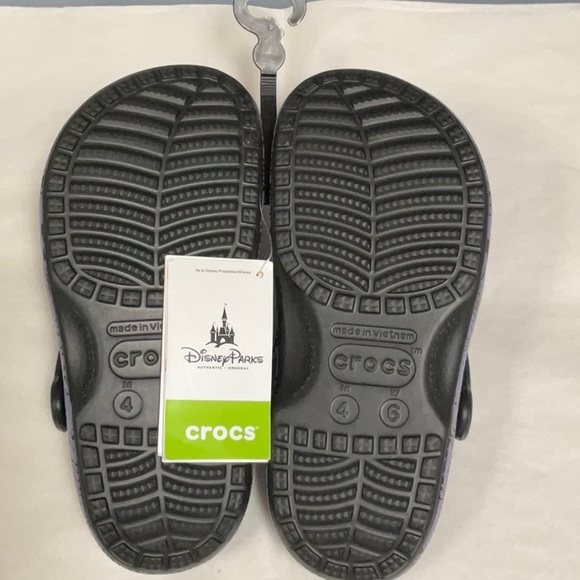 M4/W6 DISNEY CROCS The Haunted Mansion Shoes *UNISEX*SLIP RESISTANT* - Picture 14 of 15
